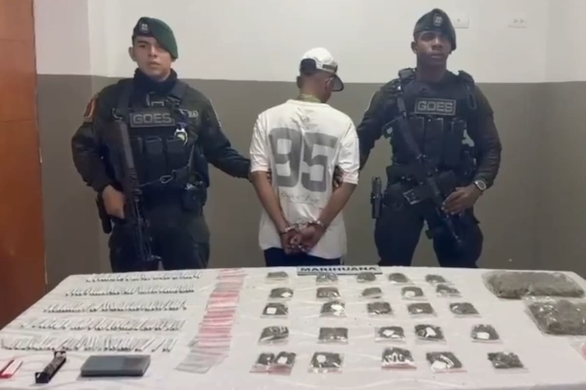 Alias ‘Pelayo’, de 28 años, fue capturado por uniformados del Goes durante un operativo en el barrio El Pablón, en el norte de Bucaramanga.