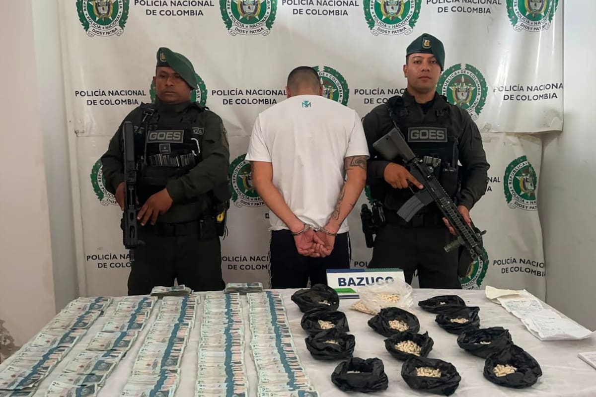 Alias 'Pepo' fue capturado en el asentamiento Villas de Girardot con más de 2.200 dosis de bazuco y dinero en efectivo.