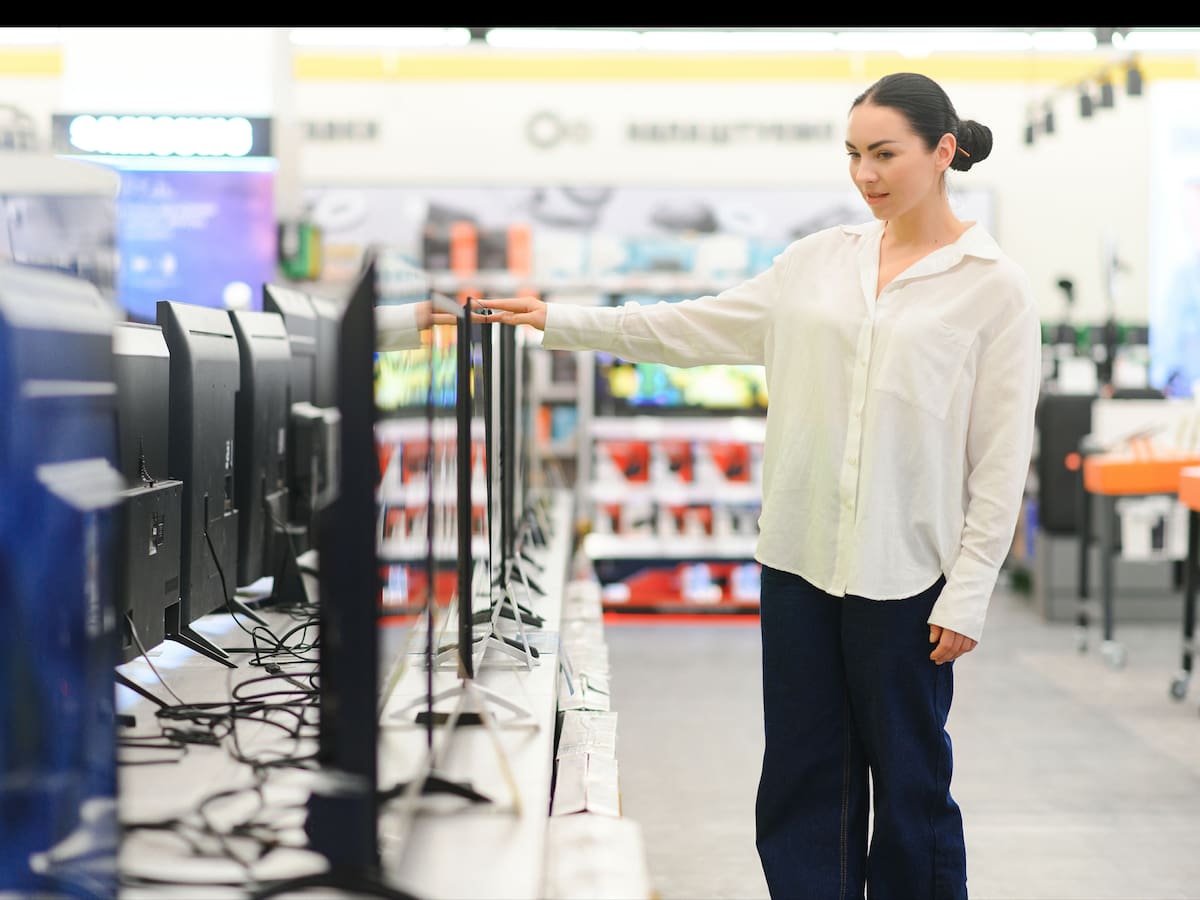 Alkosto inicia el 2026 con rebajas en tecnología y hogar con precios de remate. | Foto: Canva