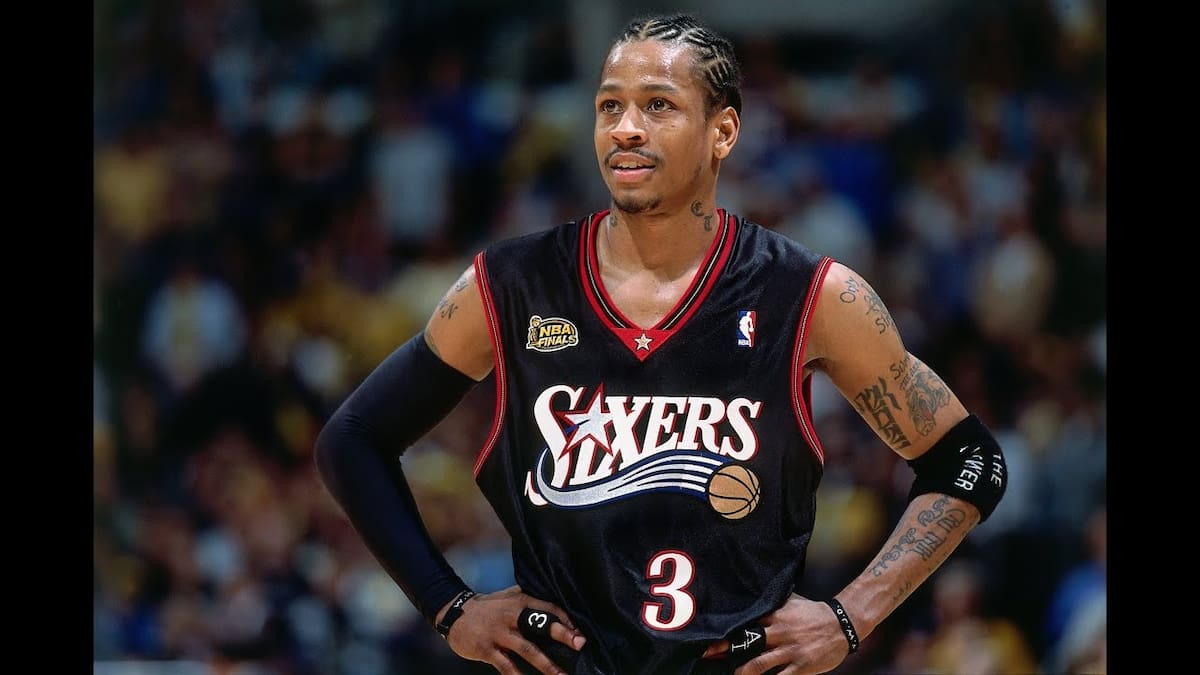 Allen Ezail Iverson fue un exjugador de baloncesto estadounidense que disputó 14 temporadas en la NBA. /FOTO: Archivo