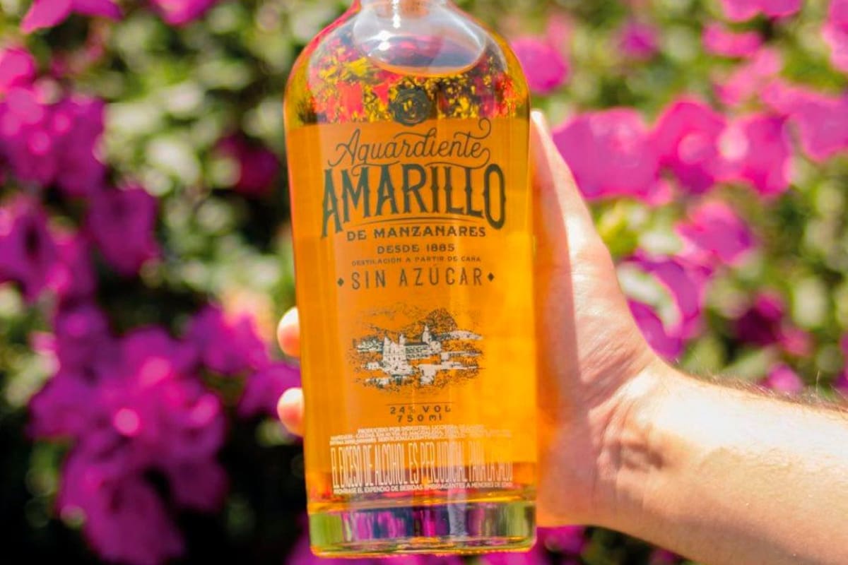 Suministrada / VANGUARDIA De 8 millones de botellas de aguardiente Amarillo que al año se expenden en Colombia, 5 millones se venden en Bogotá y Cundinamarca.