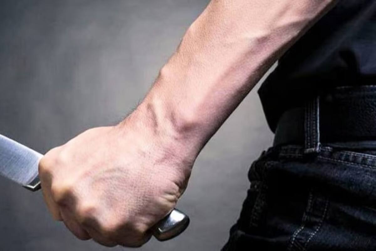 Amenazó a cuchillo a entrenador y menores por una camiseta de fútbol