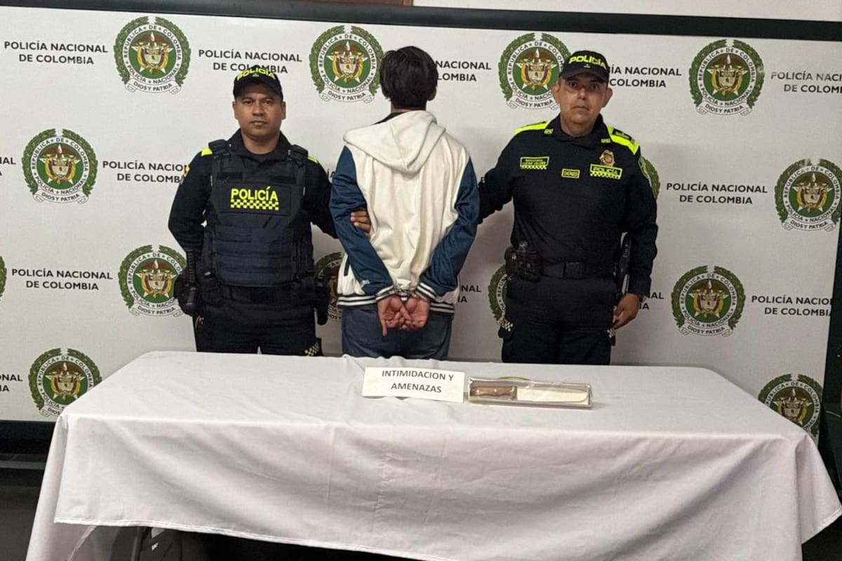 Amenazó con un cuchillo a una familia en Bucaramanga y fue capturado en flagrancia