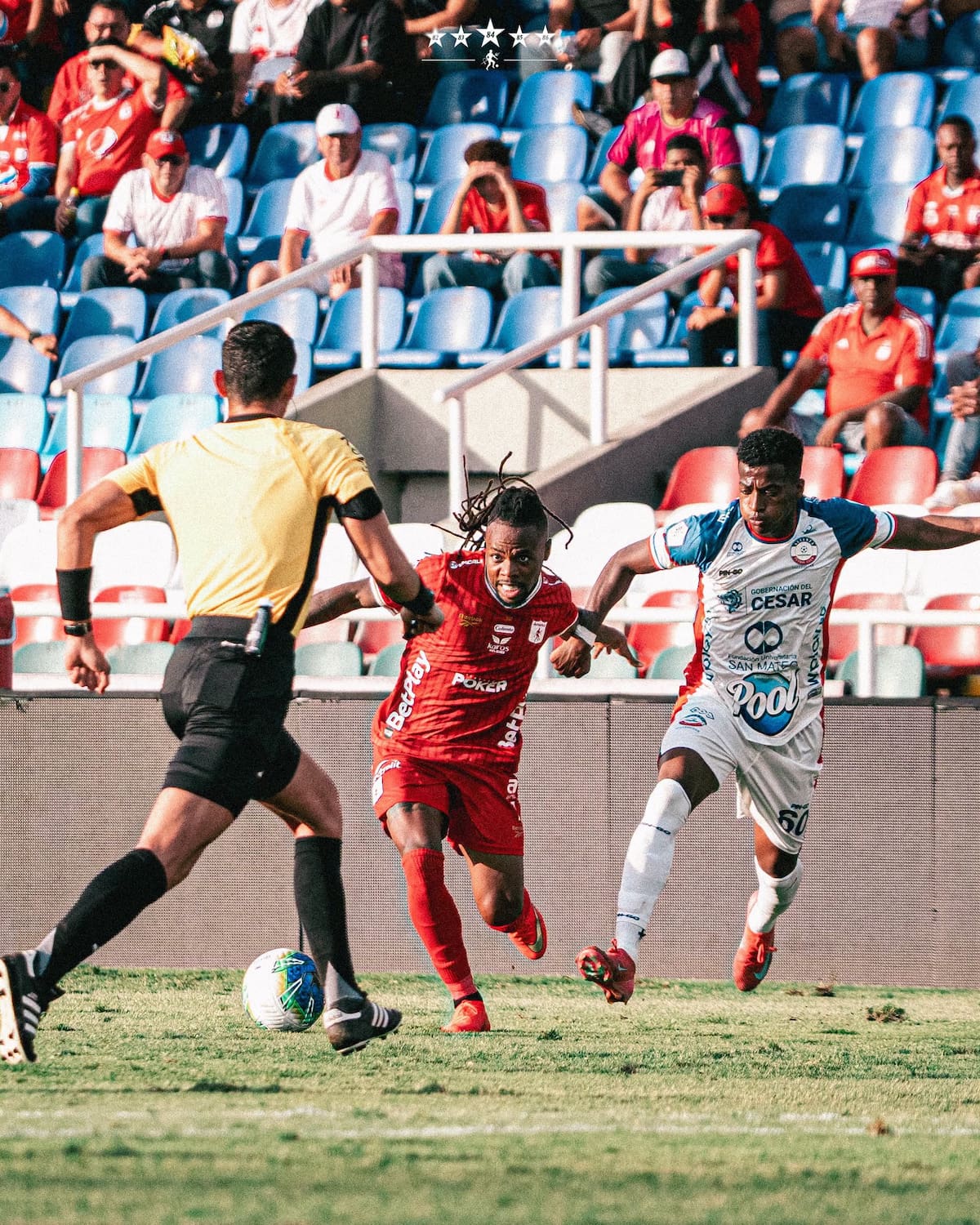 América goleó 3-0 a Alianza y se afianzó en la cima de la Liga BetPlay II de 2026. Foto: América.
