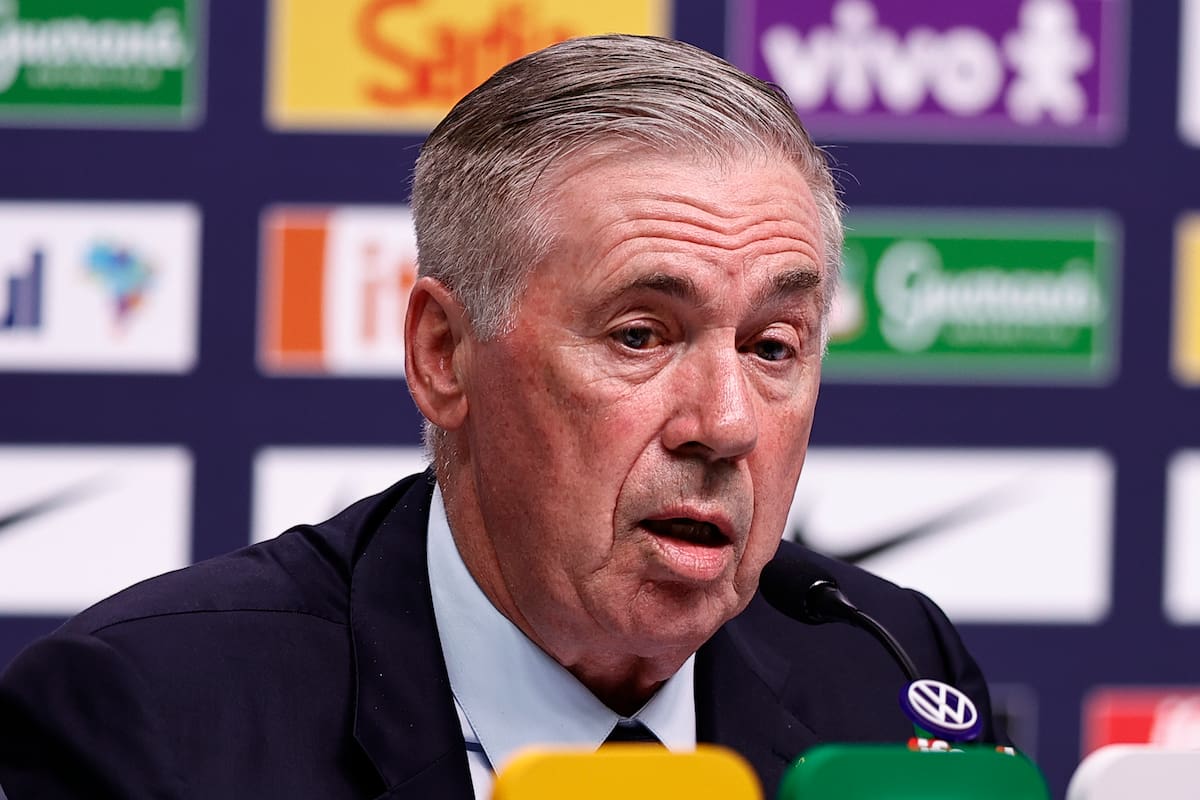 AME2679. RÍO DE JANEIRO (BRASIL), 18/05/2026.- El seleccionador de Brasil, el italiano Carlo Ancelotti, habla durante la rueda de prensa en la que anunció la lista de los 26 convocados para el Mundial 2026 este lunes, en Río de Janeiro (Brasil). EFE/ Andre Coelho