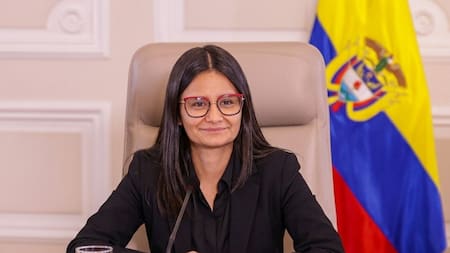 Angie Rodríguez denuncia extorsión ante Fiscalía y revela el pago de una millonaria suma