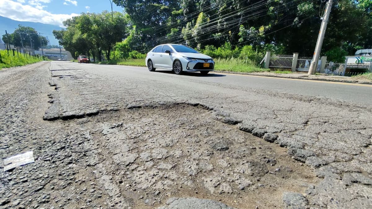 Huecos en el Anillo Vial entre Girón y Floridablanca.