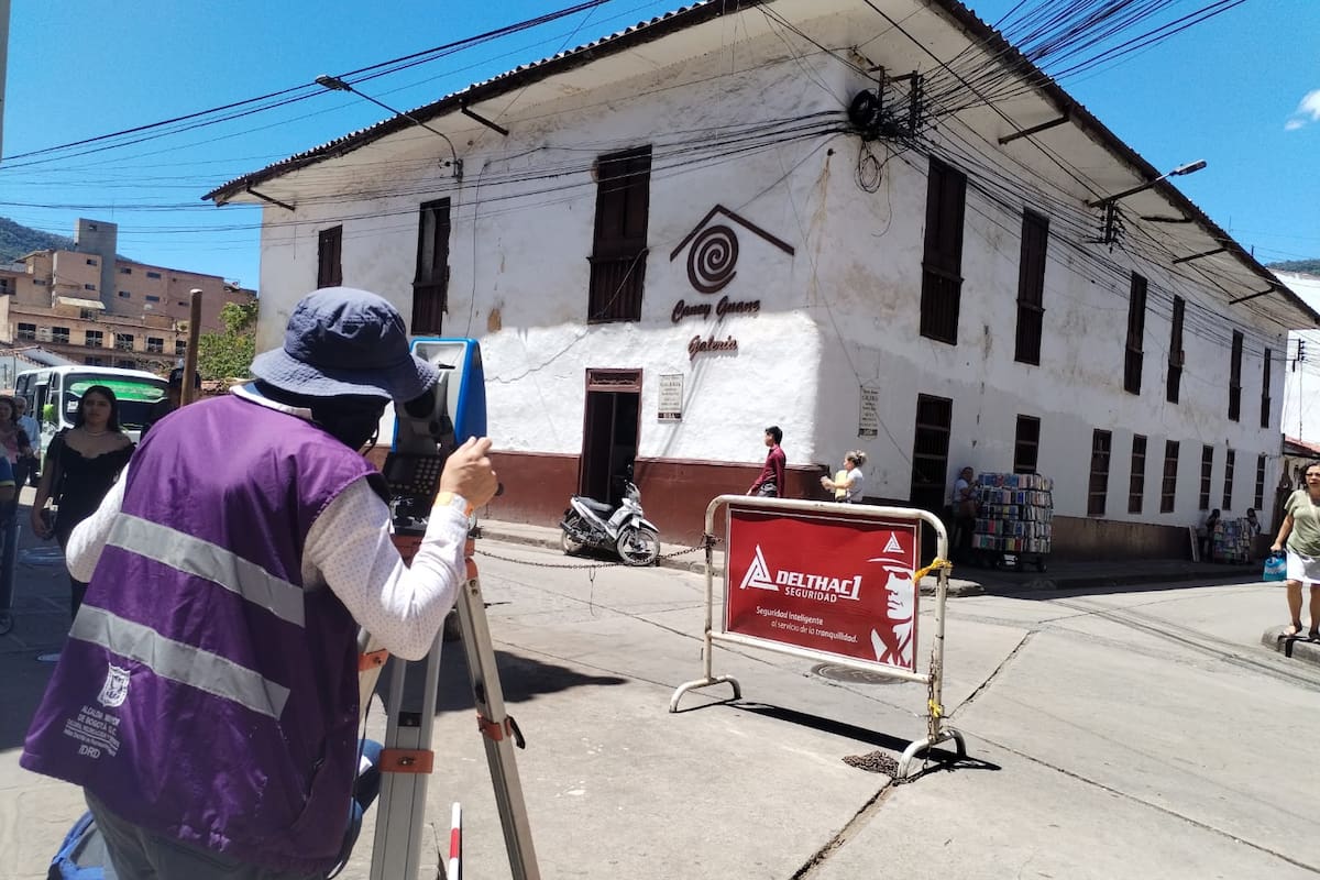 La Antigua Casona y la Casa de la Cultura Luis Roncancio permanecen selladas por la inestabilidad y el riesgo que representan las infraestructuras.