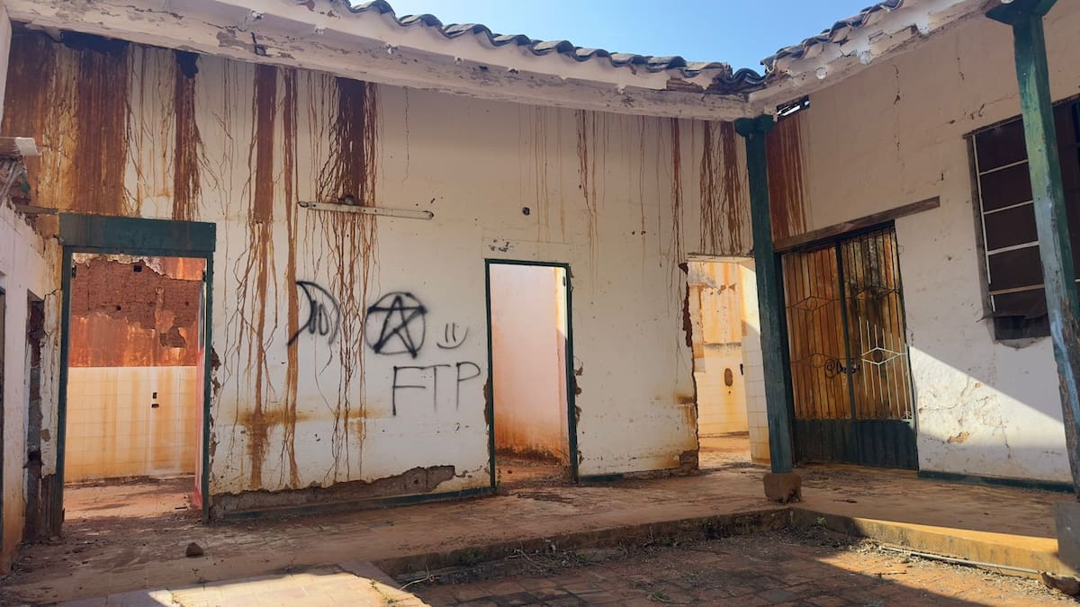 Así luce la antigua Casona que se estima fue construida a inicios del siglo dieciocho.