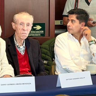 Antonio Navarro Wolff reaparece en cierre de campaña de Iván Cepeda: sorprende su aspecto físico