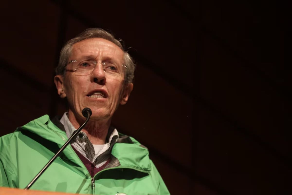 Antonio Navarro critica la compra de aviones de guerra por parte de Petro: “Es un gasto innecesario”. Foto: Colprensa