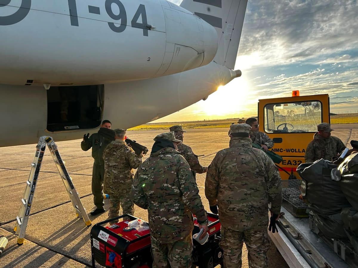 El Gobierno de Buenos Aires anunció el envío de dos aeronaves de su Fuerza Aérea con 32 efectivos y equipamiento especializado para apoyar las labores de asistencia en el Chocó. Foto: @FAArgentinas