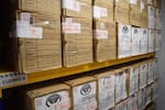 Desclasificación de los archivos del DAS: miles de cajas de información serán reveladas