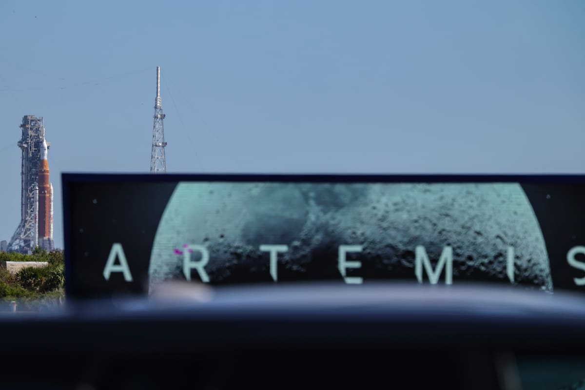 Comienza la cuenta regresiva para Artemis II. La NASA estima un 80 % de probabilidad de buen clima para el miércoles 1 de abril de 2026.
