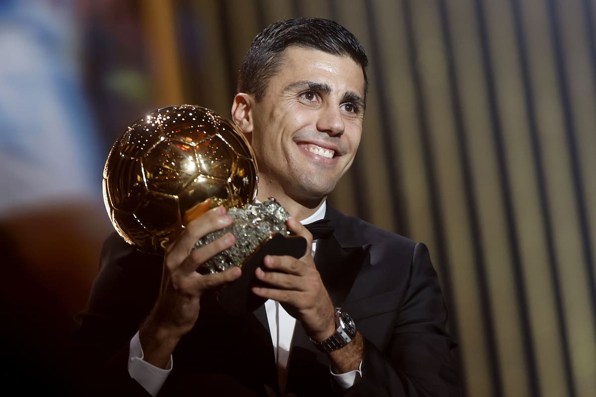 Así quedó el listado de ganadores del Balón de Oro, tras el trofeo ganado por ‘Rodri’ Hernández. EFE/EPA/MOHAMMED BADRA