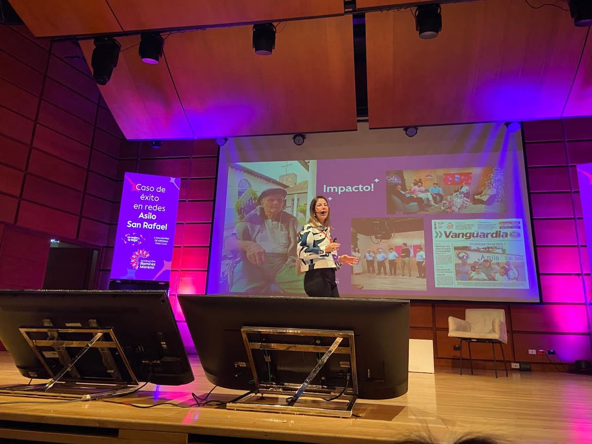 Participar en redes sociales, recibir atención profesional, vivir en espacios adecuados y sentirse parte de la comunidad son algunas de las acciones con las que Diana Marcela García busca dignificar la vejez desde el Asilo San Rafael. Su propósito es demostrar que esta etapa también puede vivirse con alegría y propósito.