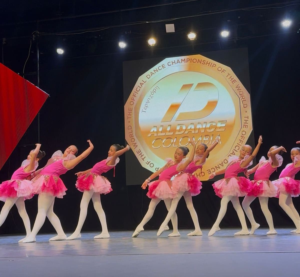 Assemble Ballet brilla en Santa Marta: 15 trofeos y un premio especial que impulsa su sueño internacional. Foto: Cortesía/Vanguardia