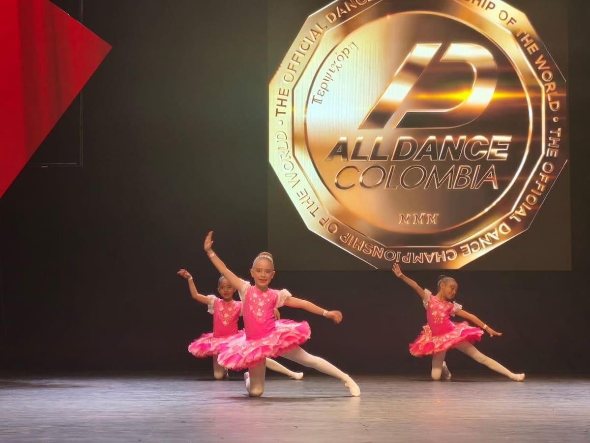Assemble Ballet brilla en Santa Marta: 15 trofeos y un premio especial que impulsa su sueño internacional. Foto: Cortesía/Vanguardia