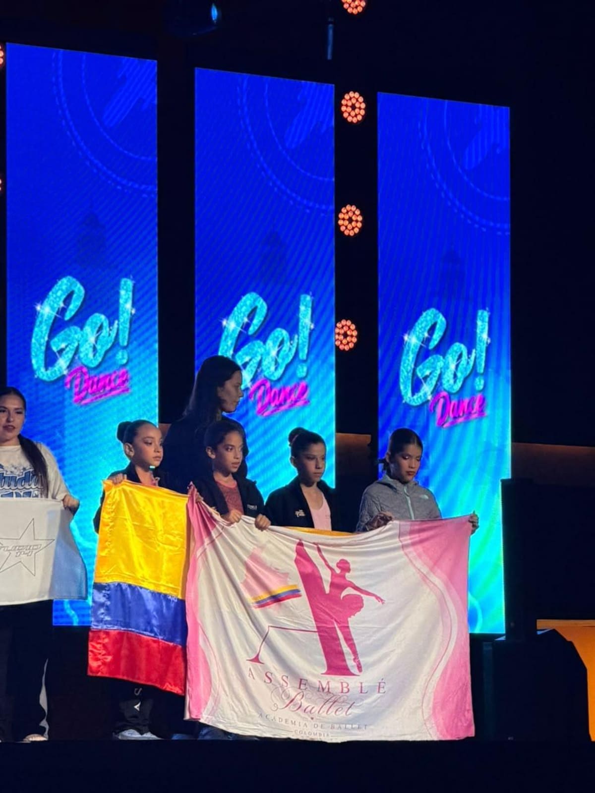 Assemble Ballet de Bucaramanga brilla en competencias de danza en Bogotá y Chile con múltiples medallas. Foto: Cortesía / Vanguardia