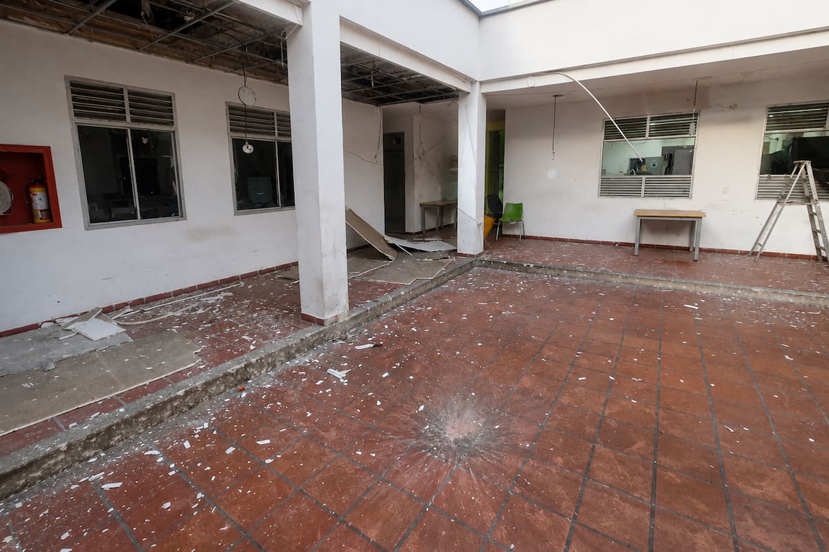 Una nueva jornada de ataques con drones se registró durante la madrugada de este viernes en Norte de Santander. Atacaron con drones la subestación de Policía de La Ye de Astilleros, en El Zulia