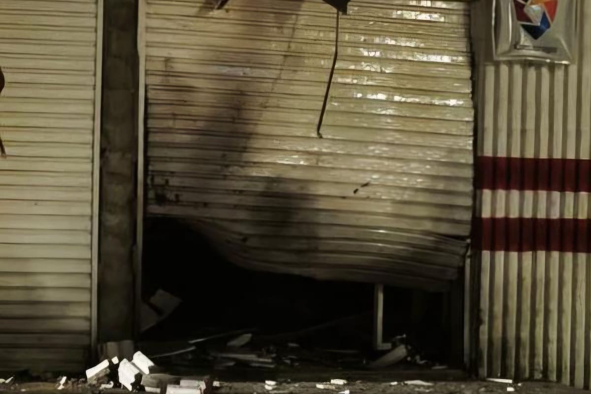 El ataque ocurrió durante la madrugada de este lunes en un establecimiento comercial de Algeciras.
