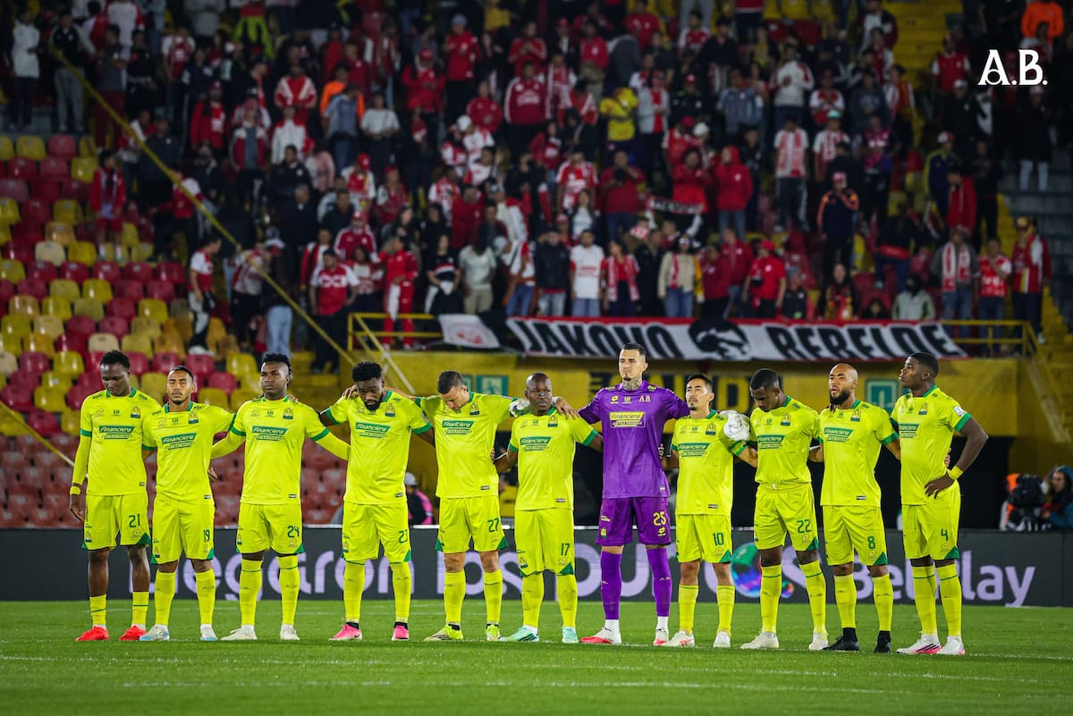 Atlético Bucaramanga perdió 2-1 de visitante ante Independiente Santa Fe, en la fecha 14 de la Liga BetPlay II de 2026. Foto: Atlético Bucaramanga.