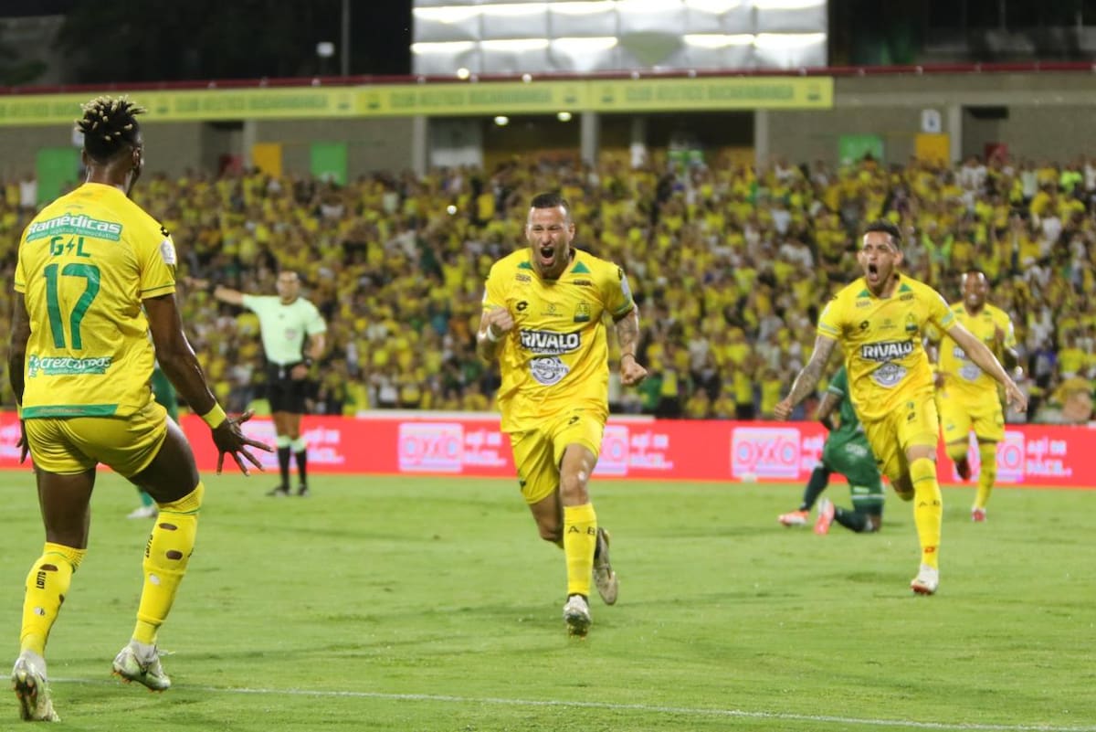 Atlético Bucaramanga cumple con una destacada participación en la Liga BetPlay II de 2025. Foto: Jaime Moreno.