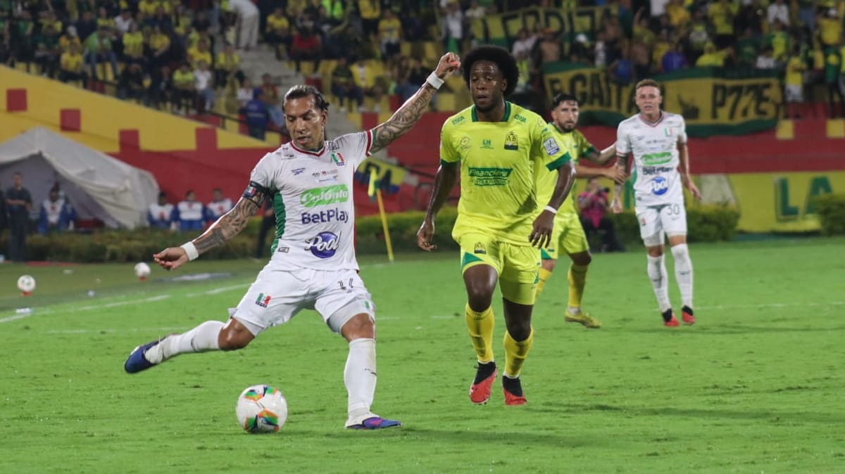 Bucaramanga igualó 1-1 ante Once Caldas en la fecha 12 de la Liga BetPlay. /FOTO: Jaime Moreno