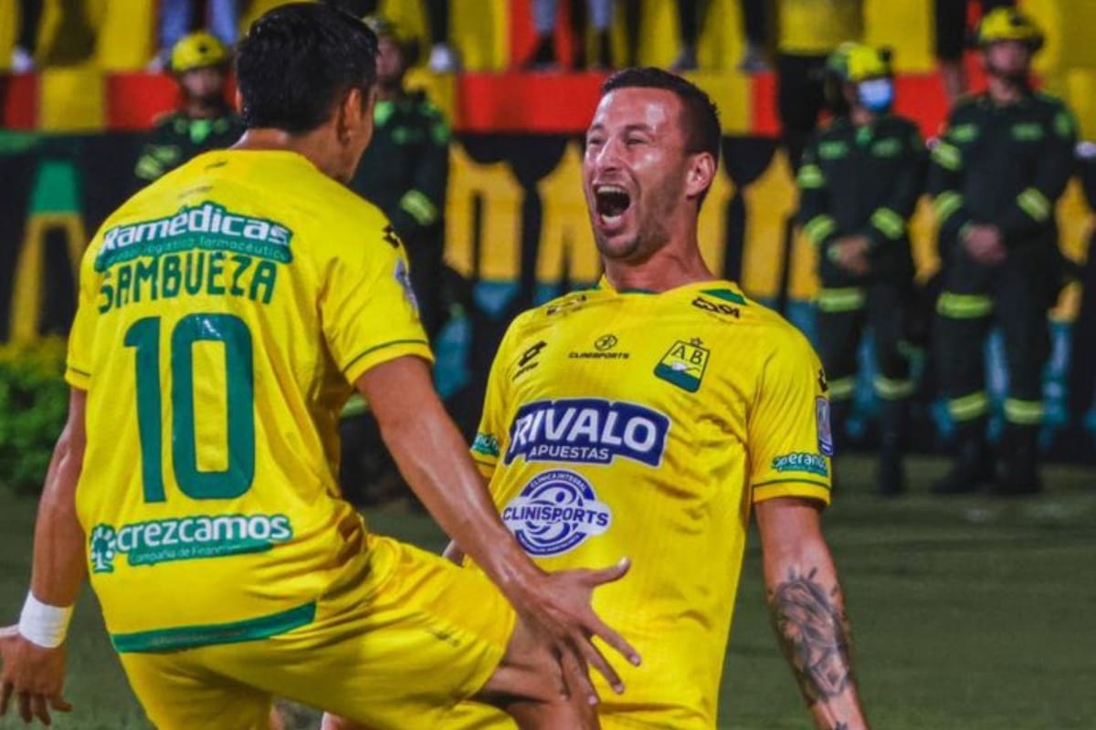 Atlético Bucaramanga pegó primero en los cuadrangulares semifinales de la Liga Betplay. //Foto tomada de redes sociales: @ABucaramanga