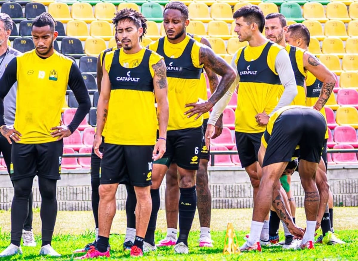 El equipo de Pablo Peirano suma 23 puntos en 11 partidos, producto de seis victorias y cinco empates. /FOTO: Atlético Bucaramanga