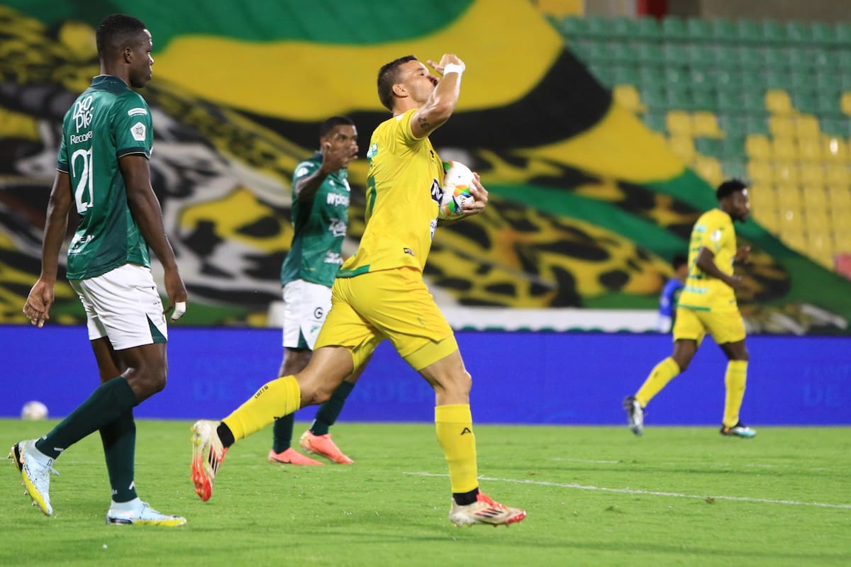 Atlético Bucaramanga comunicó las disposiciones para el doblete de partidos de este sábado. Foto: Jaime Moreno.