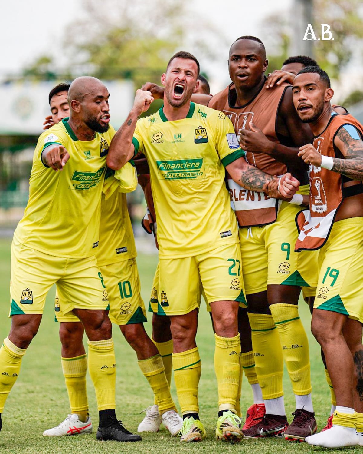 Atlético Bucaramanga lanzó una campaña para ayudar a los damnificados del terremoto. Foto: Atlético Bucaramanga.