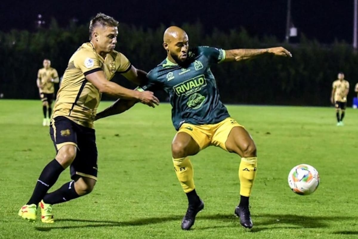 Freddy Hinestroza aclaró su situación con el Atlético Bucaramanga. Foto: Colprensa.