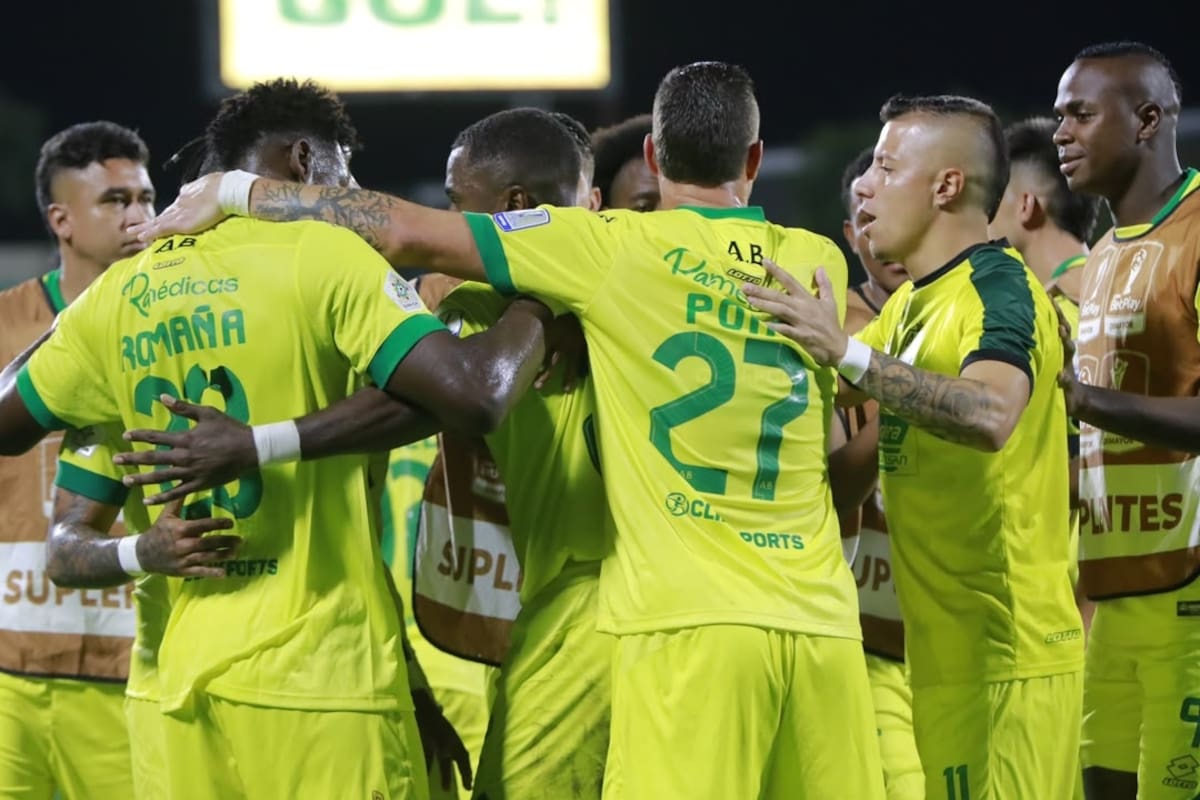 Atlético Bucaramanga y Águilas Doradas igualaron 1-1 en un partido marcado por la polémica, en el penalti que terminó con gol de Águilas. Foto: Jaime Moreno.