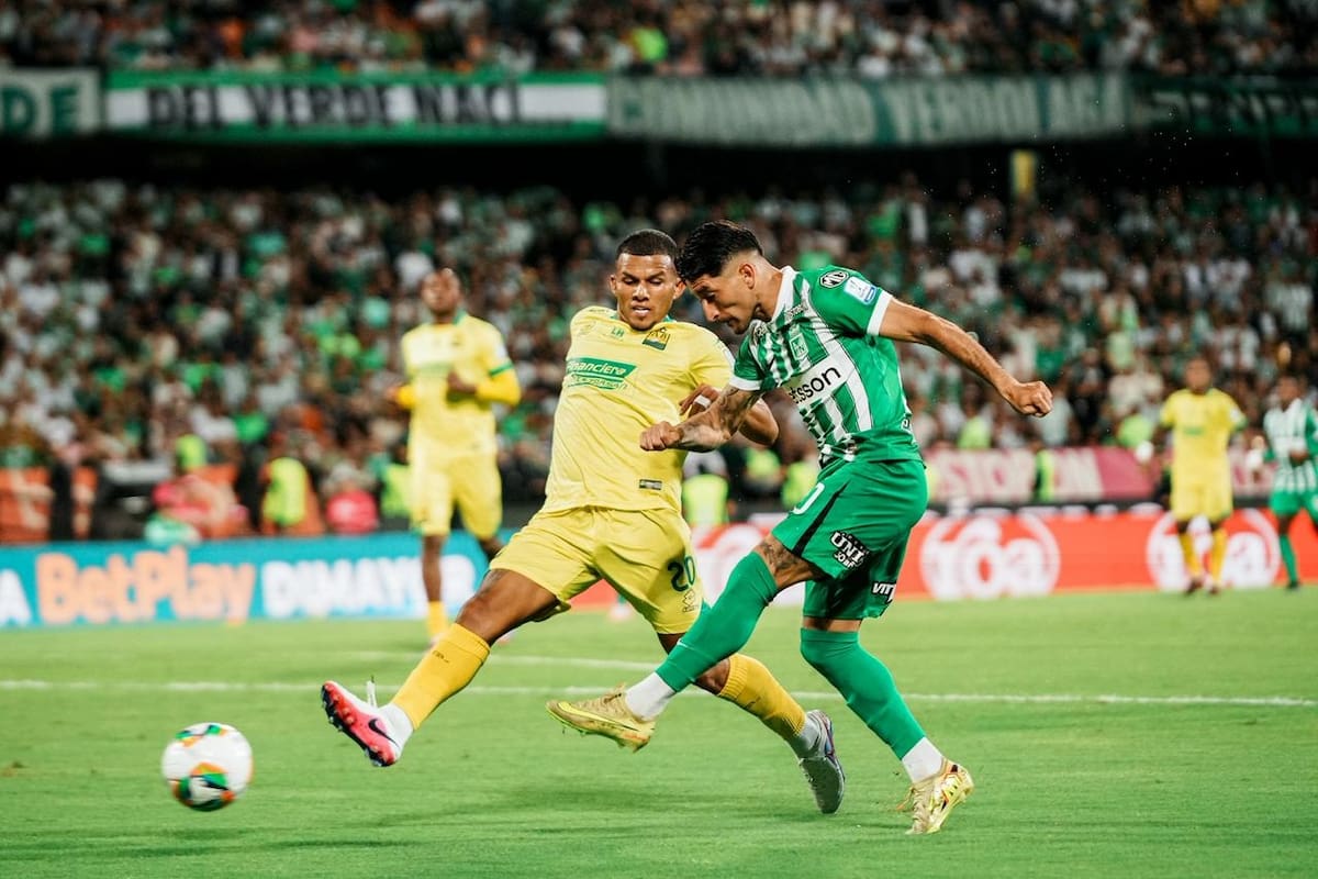 Atlético Bucaramanga cayó ante Nacional y complicó su clasificación en la Liga BetPlay I 2026. Foto: David Jaramillo/Colprensa