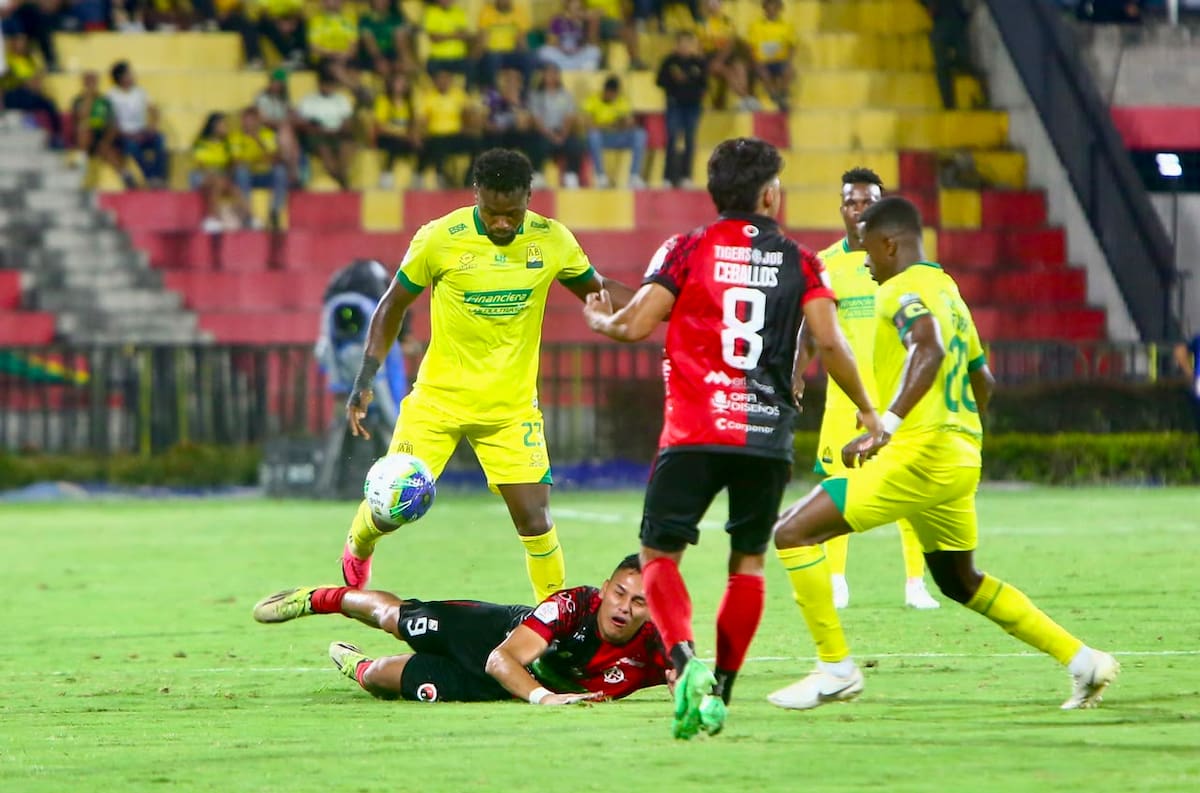 Atlético Bucaramanga y Cúcuta igualaron 1-1 en la tercera fecha de la Liga BetPlay II de 2026. Foto: Colprensa.