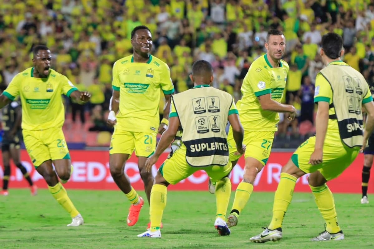 Atlético Bucaramanga superó 2-1 a Deportivo Pasto y saltó al cuarto lugar de la Liga BetPlay II de 2026. Foto: Jaime Moreno.
