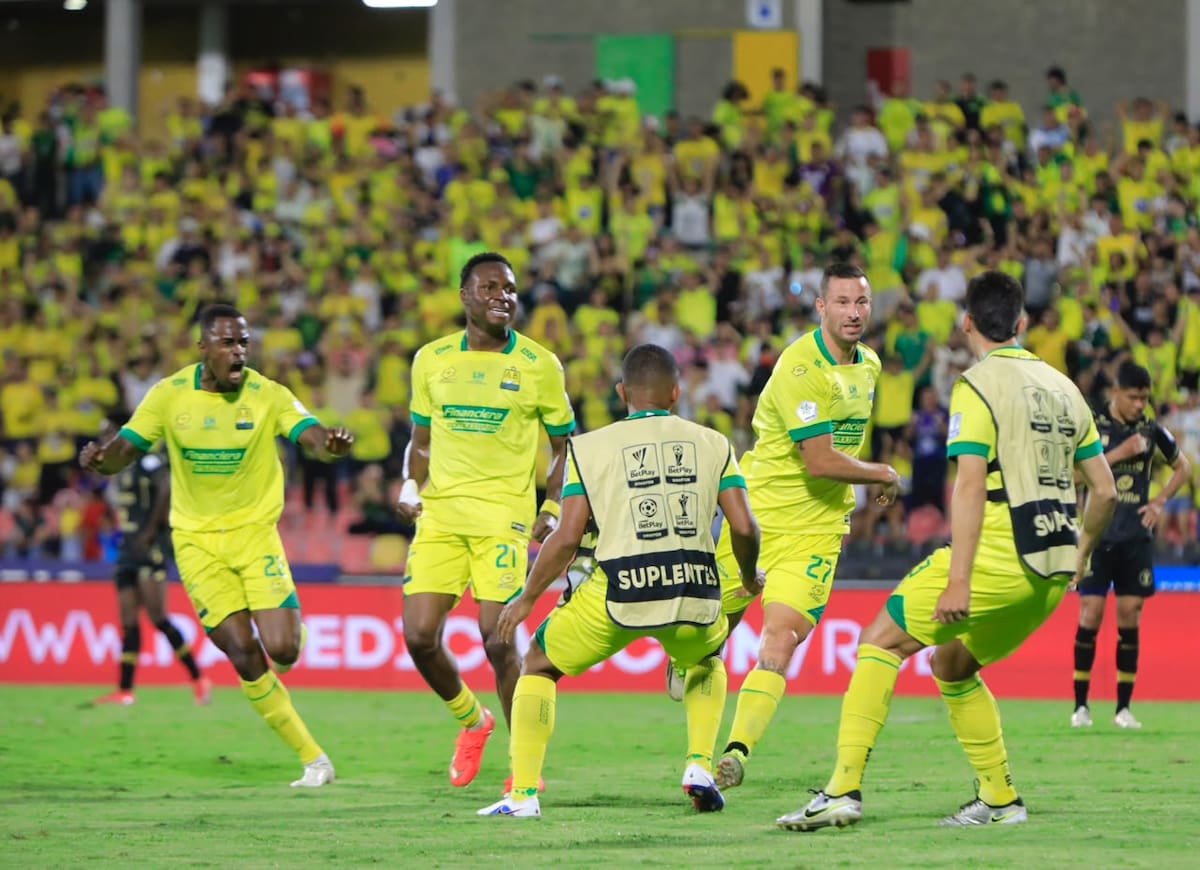 Atlético Bucaramanga superó 2-1 a Deportivo Pasto y saltó al cuarto lugar de la Liga BetPlay II de 2026. Foto: Jaime Moreno.