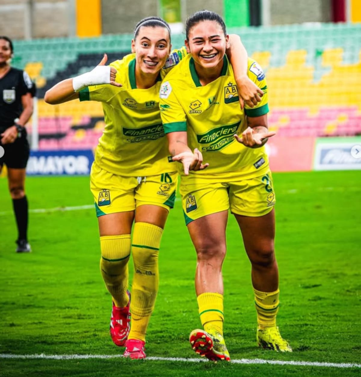 Atlético Bucaramanga confirmó la salida del entrenador del equipo femenino. Foto: Atlético Bucaramanga.