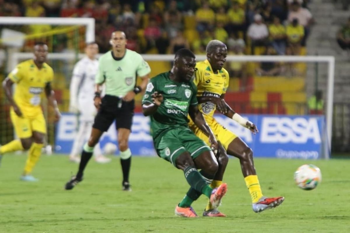 Atlético Bucaramanga ganó 2-1 a La Equidad en la fecha 19 de La Liga BetPlay II 2025. Foto: Jaime Moreno/Vanguardia.
