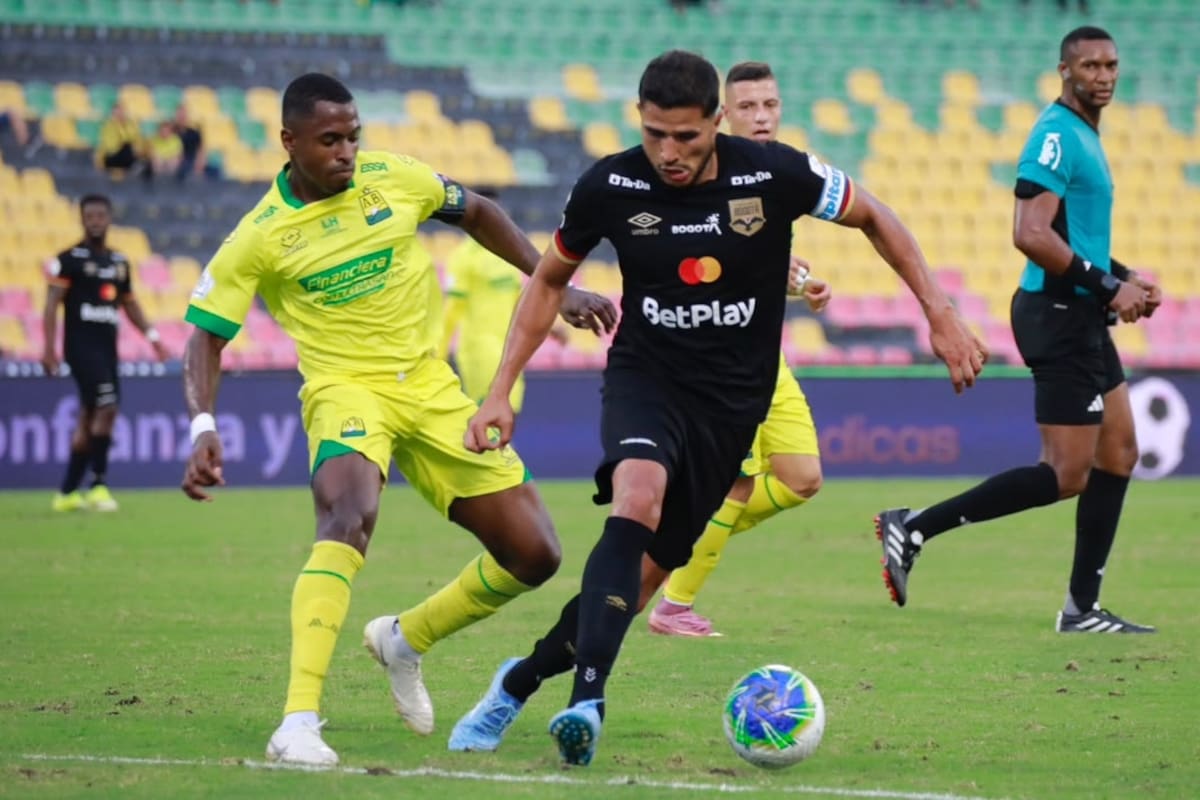 Atlético Bucaramanga derrotó 2-0 a Internacional de Bogotá, en la fecha 11 de la Liga BetPlay II de 2026. Foto: Colprensa.