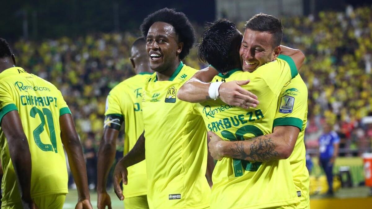 Atlético Bucaramanga venció 2-1 a Millonarios con goles de Leonardo Flores y Luciano Pons, en la fecha 1 de la Liga BetPlay I de 2026. Foto: Jaime Moreno.