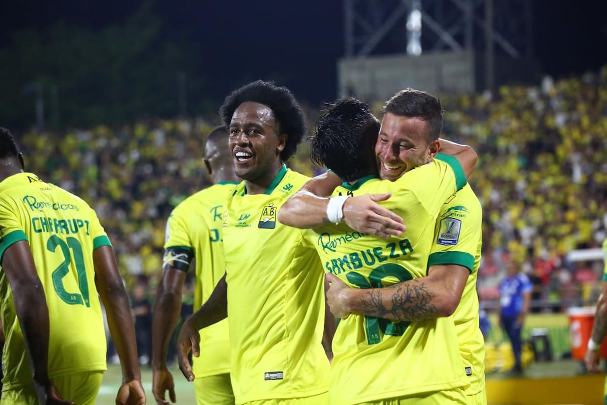 Atlético Bucaramanga venció 2-1 a Millonarios con goles de Leonardo Flores y Luciano Pons, en la fecha 1 de la Liga BetPlay I de 2026. Foto: Jaime Moreno.