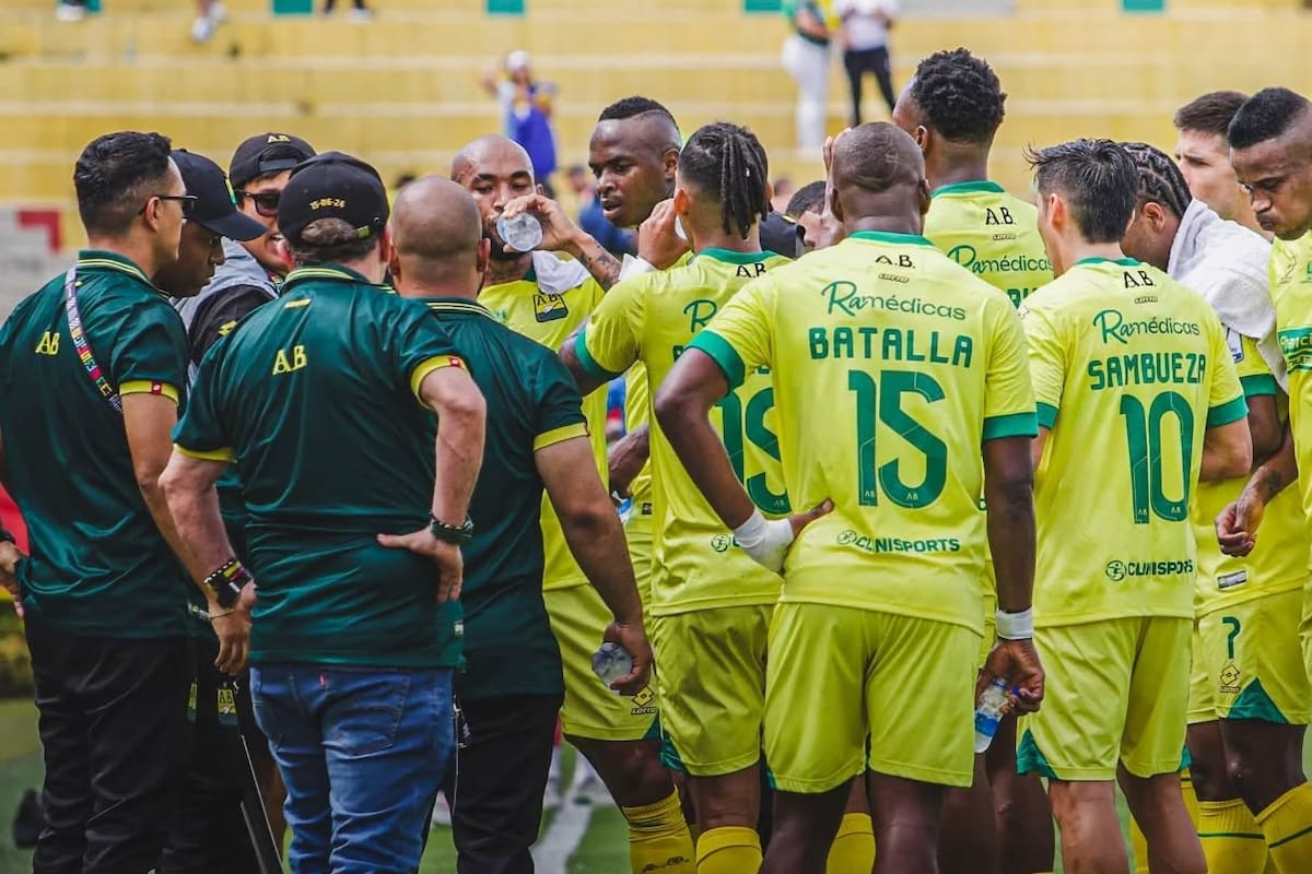 Atlético Bucaramanga quedó eliminado tras un gol en el último minuto que silenció el estadio Américo Montanini