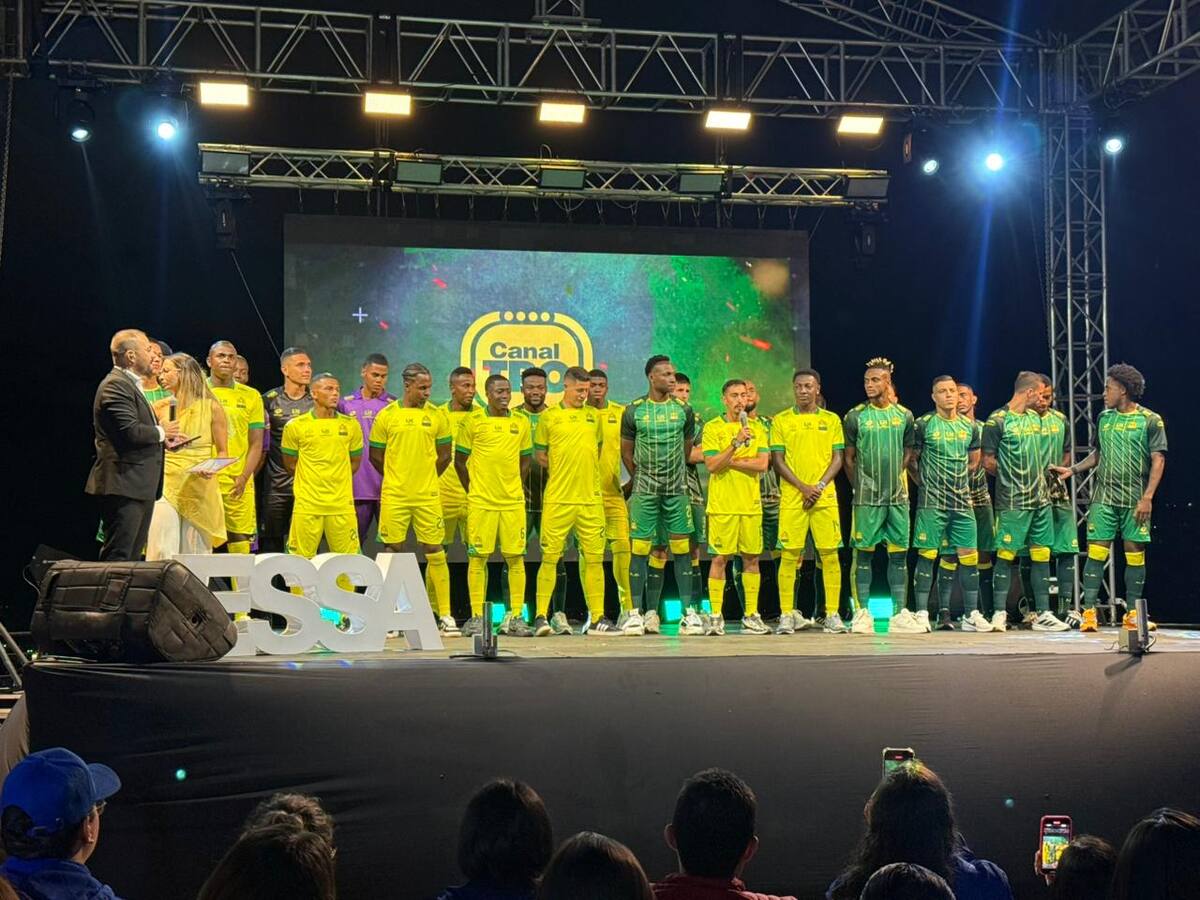 Atlético Bucaramanga realizó la presentación oficial de la nómina para el 2026. Foto: Juan Pablo Borrero