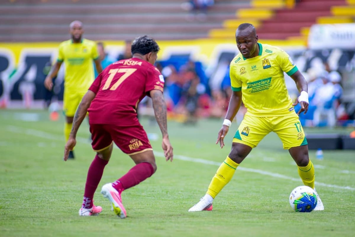 Atlético Bucaramanga rescató un punto ante Tolima y mantiene su invicto en la Liga BetPlay II-2026. Foto: Jorge A Cuéllar/Colprensa