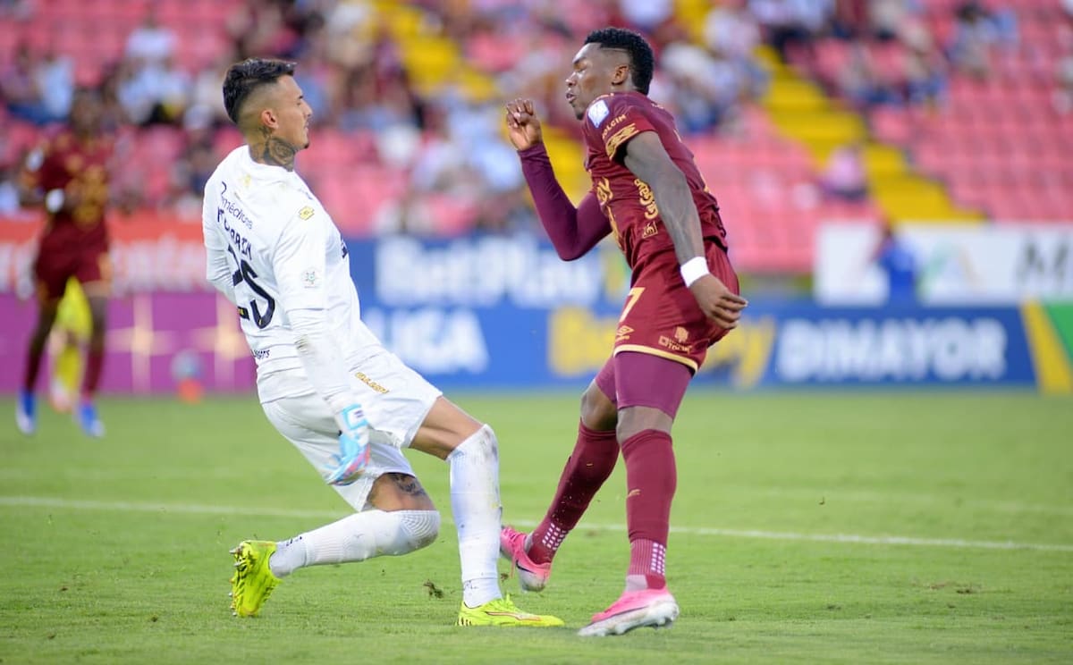 Atlético Bucaramanga rescató un punto ante Tolima y mantiene su invicto en la Liga BetPlay II-2026. Foto: Jorge A Cuéllar/Colprensa
