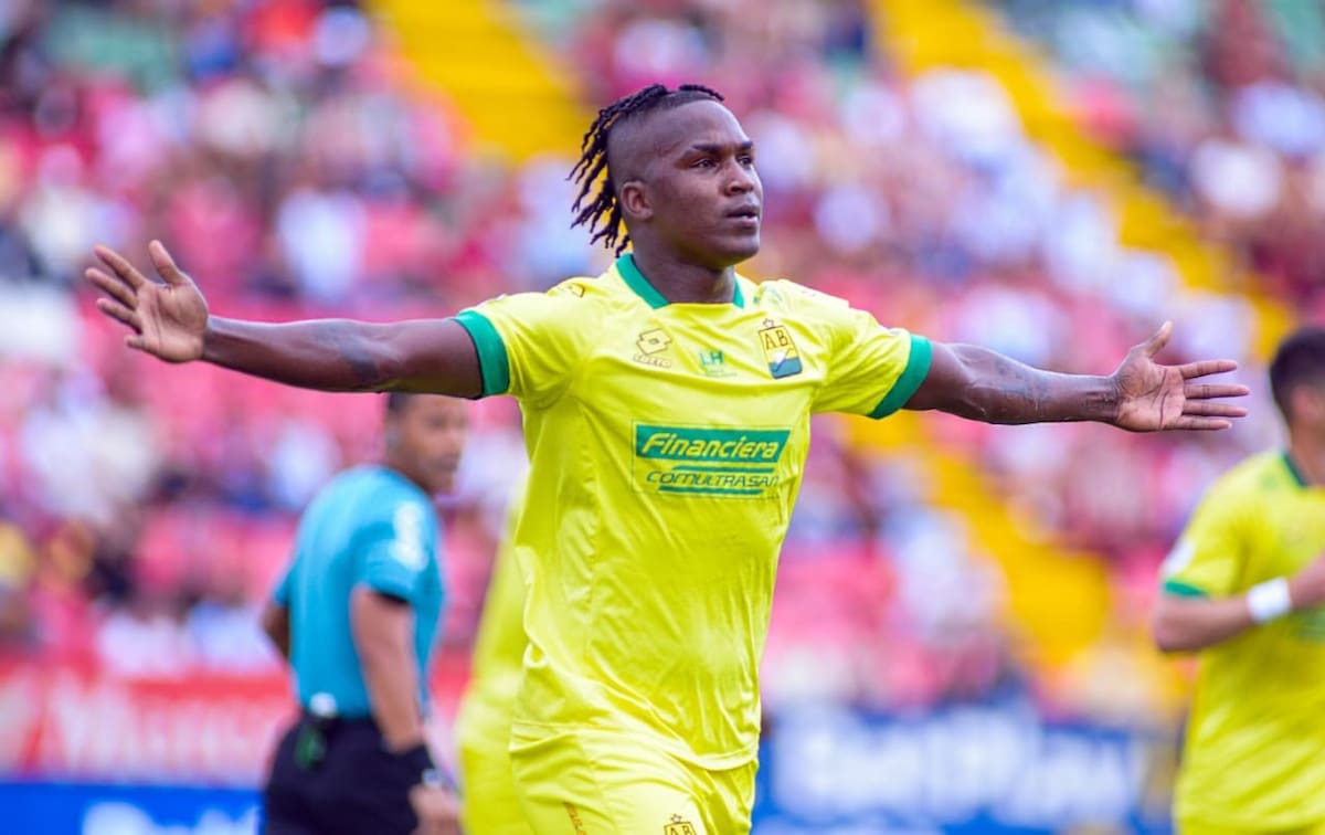 Atlético Bucaramanga rescató un punto ante Tolima y mantiene su invicto en la Liga BetPlay II-2026. Foto: Jorge A Cuéllar/Colprensa