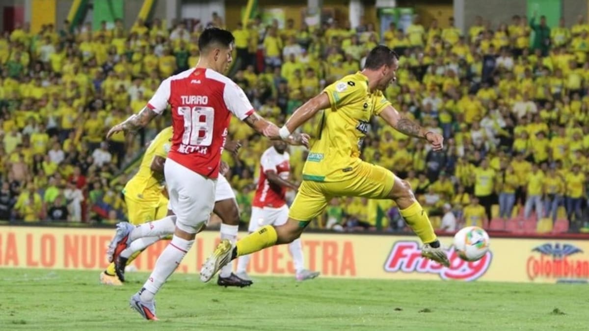 Atlético Bucaramanga visita a Santa Fe en la última fecha del Grupo B de los cuadrangulares semifinales de la Liga BetPlay II de 2025. Foto: Jaime Moreno.