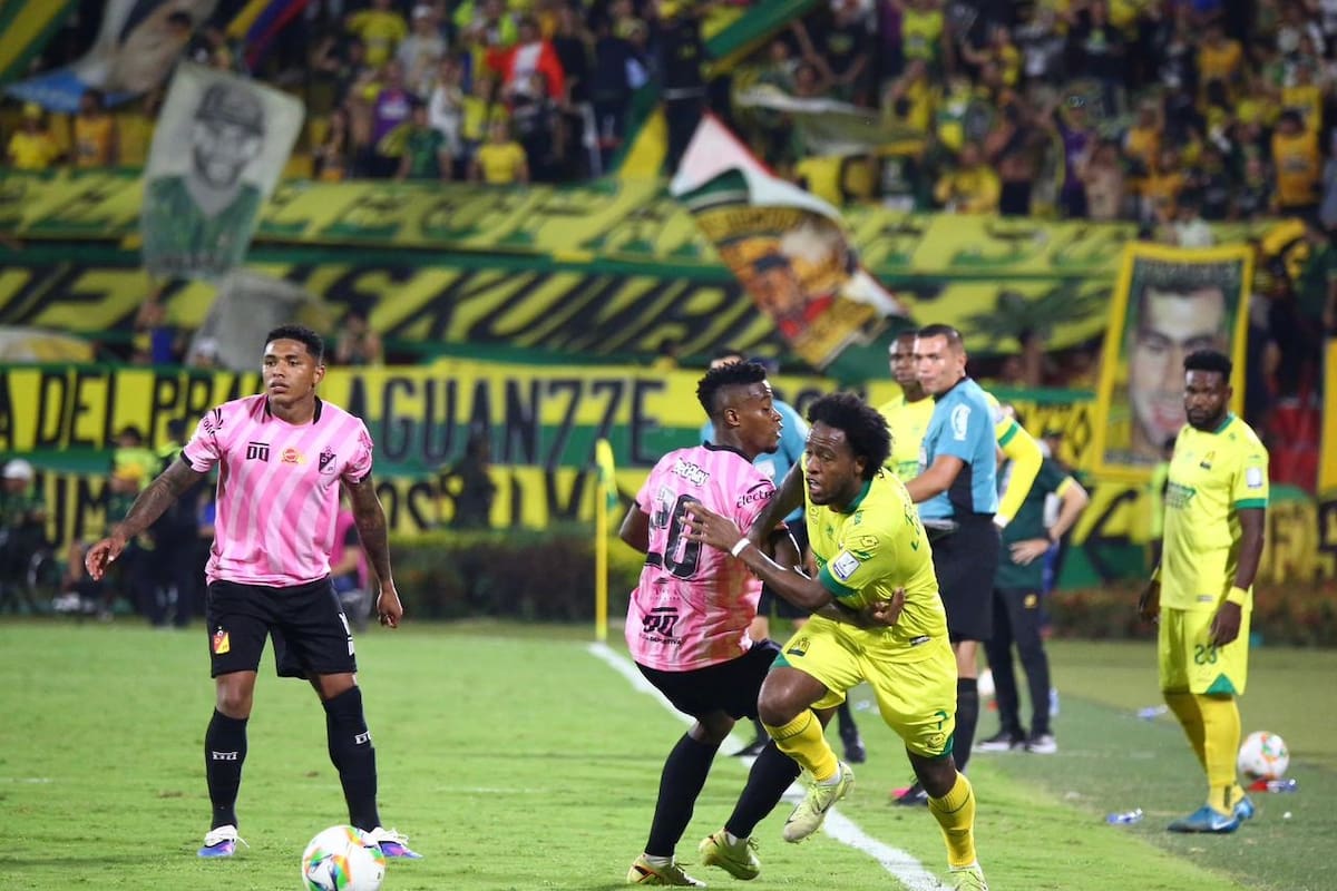 Atlético Bucaramanga venció 3-0 a Deportivo Pereira en el estadio Américo Montanini por la fecha 10 de la Liga BetPlay. Foto: Jaime Moreno/Vanguardia.